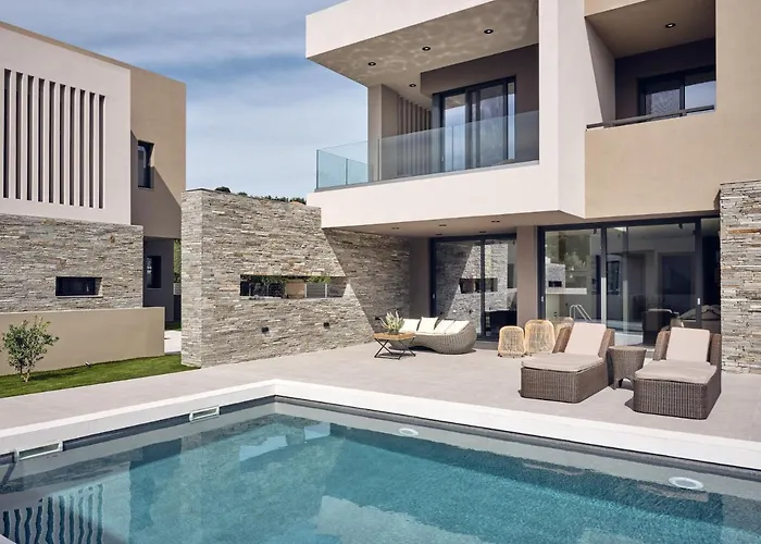 Aguacate Ioni With Heated Private Swimming Pool Willa *
