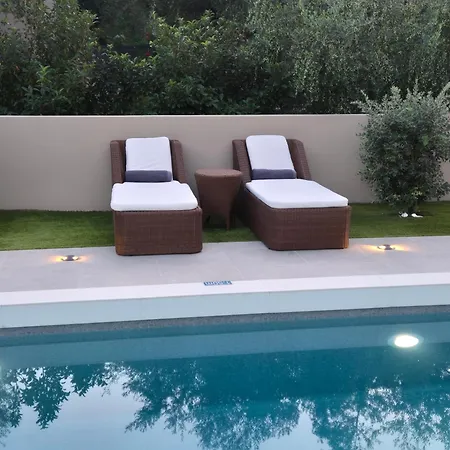 Aguacate Ioni With Heated Private Swimming Pool